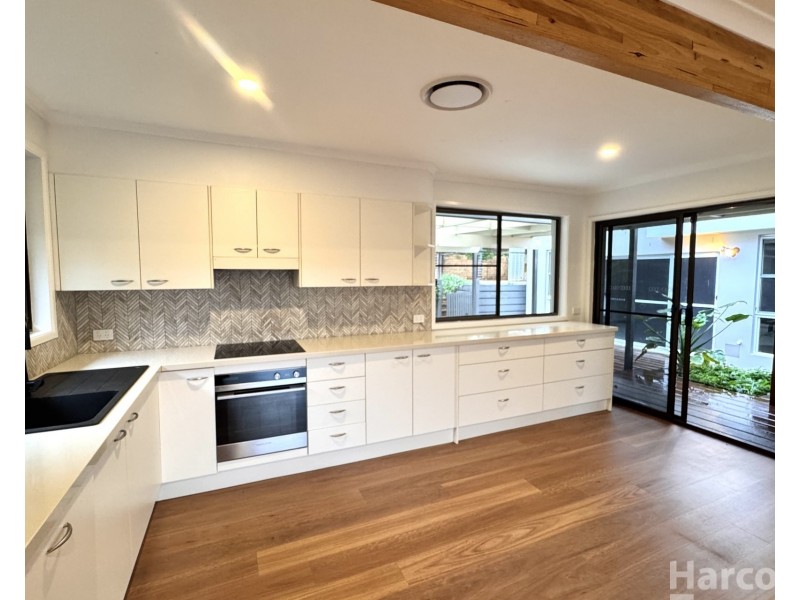 16 Durok Place, Port Macquarie NSW 2444