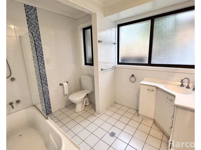 16 Durok Place, Port Macquarie NSW 2444