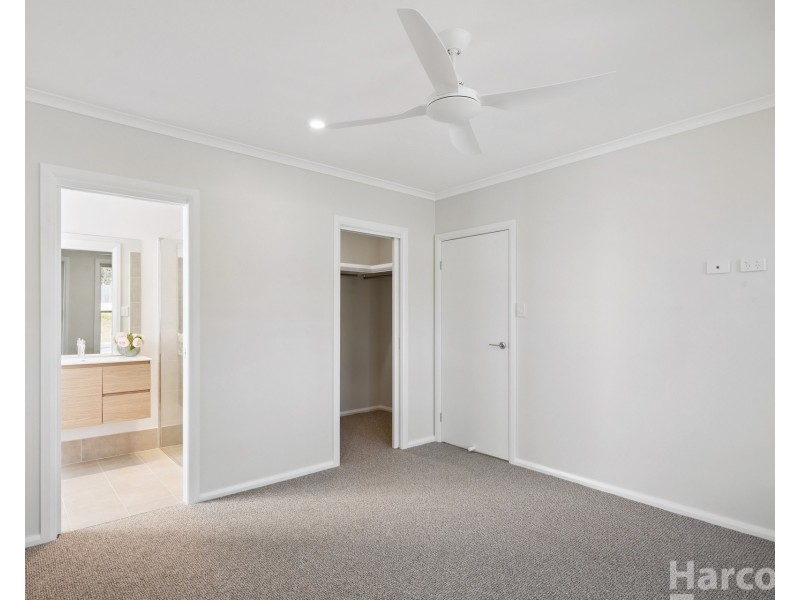 31 Strathallan Terrace, Thrumster NSW 2444