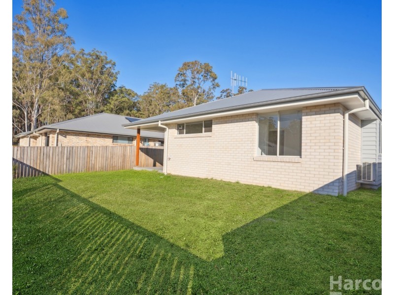 31 Strathallan Terrace, Thrumster NSW 2444