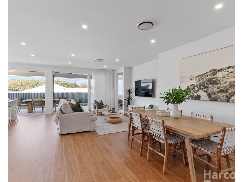 21 Farmstead Avenue, Thrumster NSW 2444