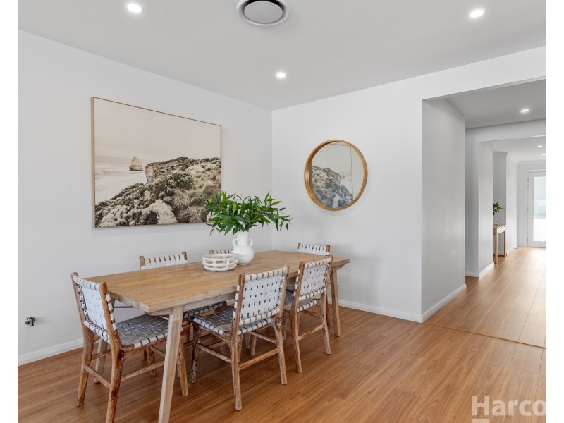 21 Farmstead Avenue, Thrumster NSW 2444