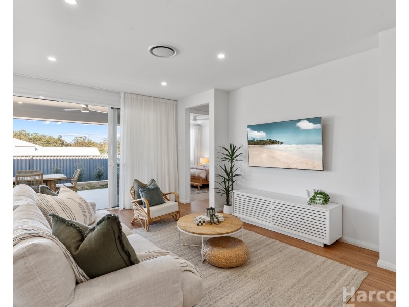 21 Farmstead Avenue, Thrumster NSW 2444