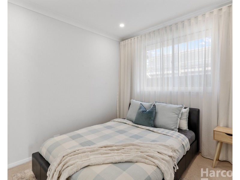 21 Farmstead Avenue, Thrumster NSW 2444