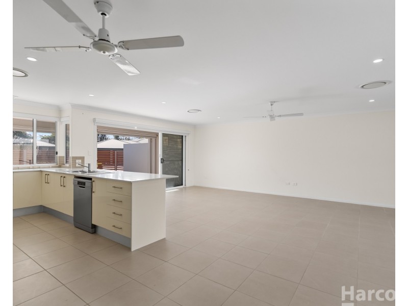 24 Grenadines Way, Bonny Hills NSW 2445