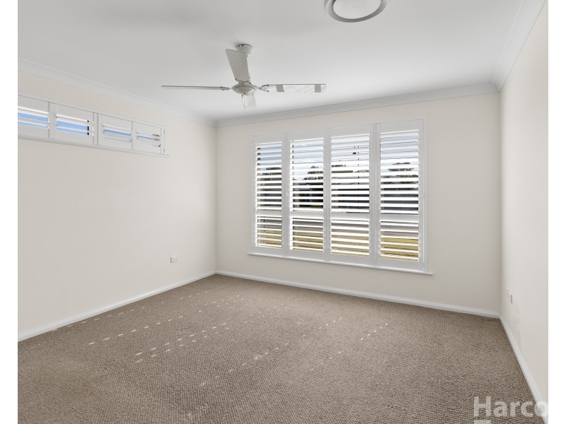 24 Grenadines Way, Bonny Hills NSW 2445