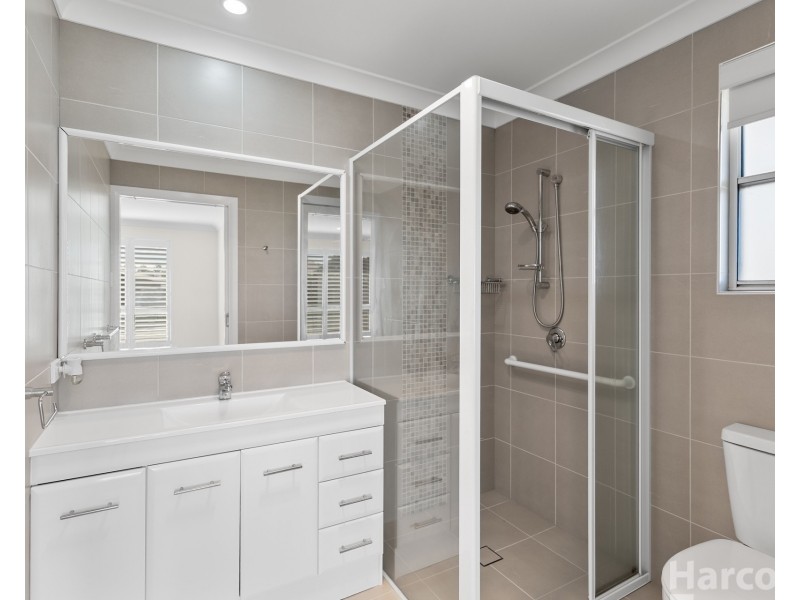 24 Grenadines Way, Bonny Hills NSW 2445
