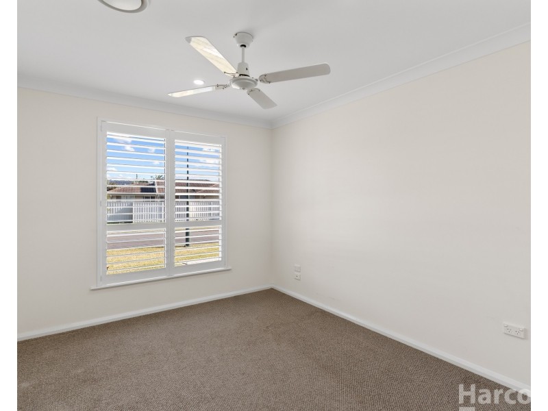24 Grenadines Way, Bonny Hills NSW 2445