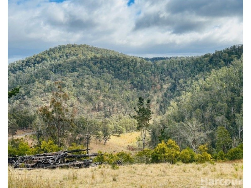 1715 Kangaroo Flat Road, Yarrowitch NSW 2354