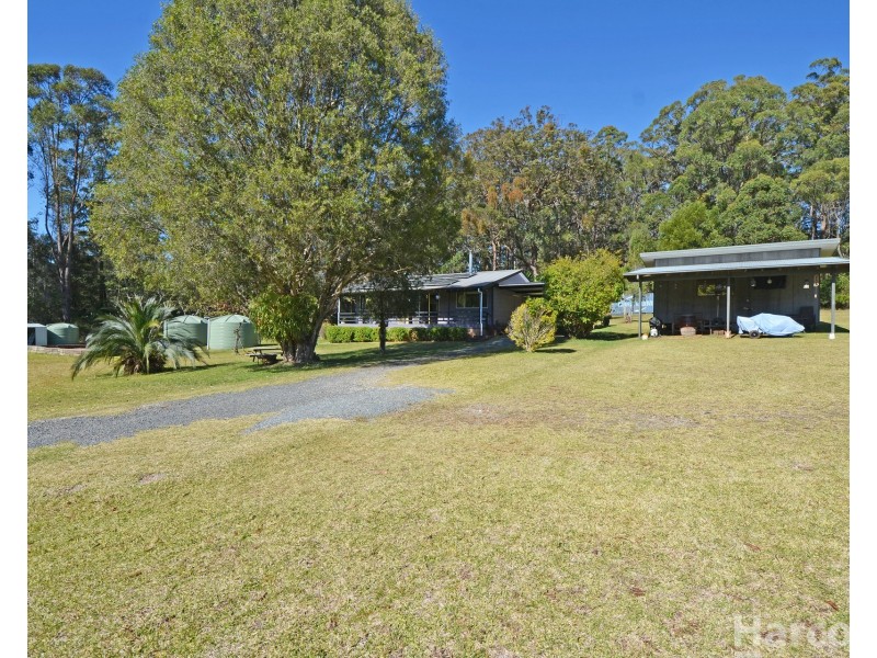 6 Coolamon Road, Lake Innes NSW 2446