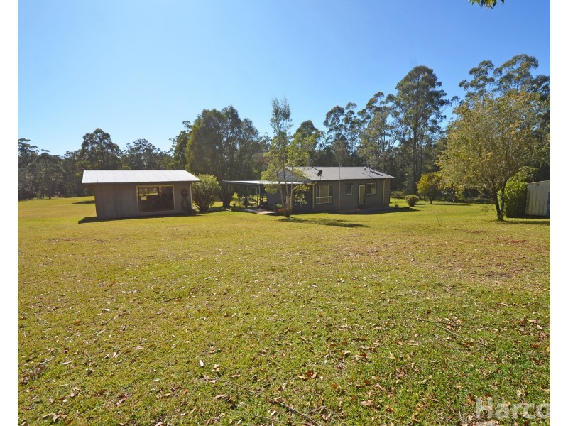 6 Coolamon Road, Lake Innes NSW 2446