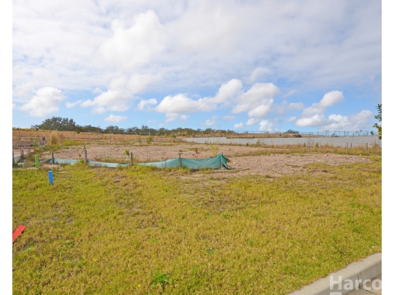 32 Gurambak Way, Thrumster NSW 2444