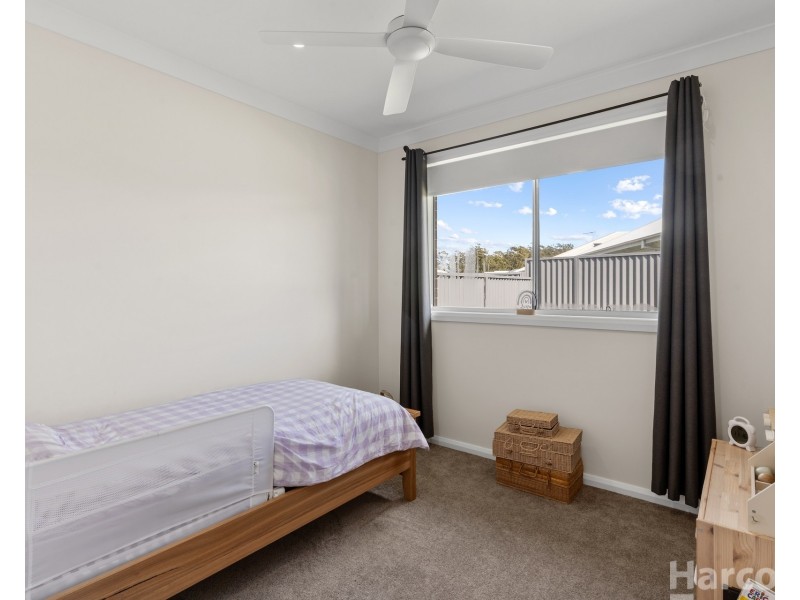 10 Mare Avenue, Thrumster NSW 2444