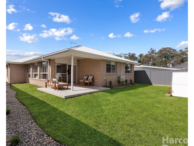 10 Mare Avenue, Thrumster NSW 2444
