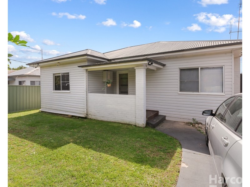 27 Bain Street, Wauchope NSW 2446