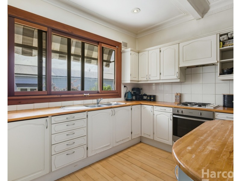 6 Graham Street, Wauchope NSW 2446