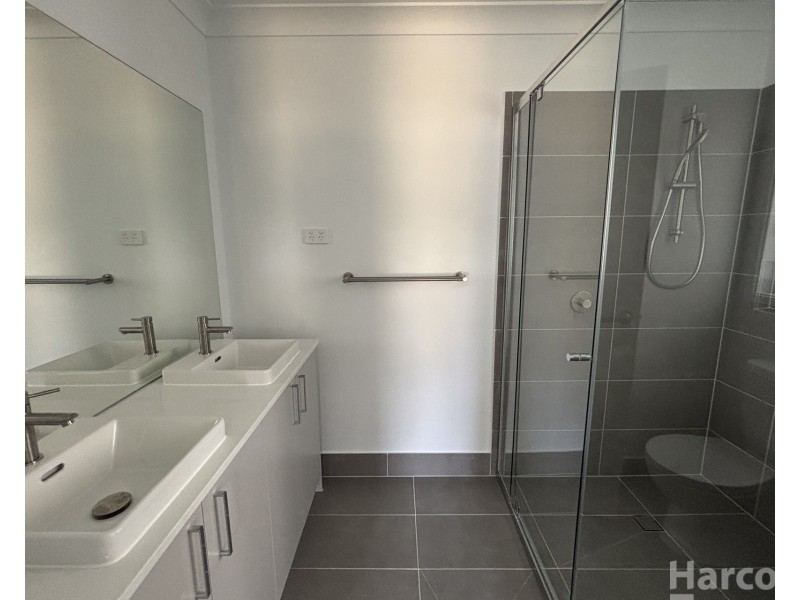 6 Wildwood Way, Thrumster NSW 2444