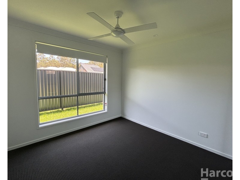 6 Wildwood Way, Thrumster NSW 2444