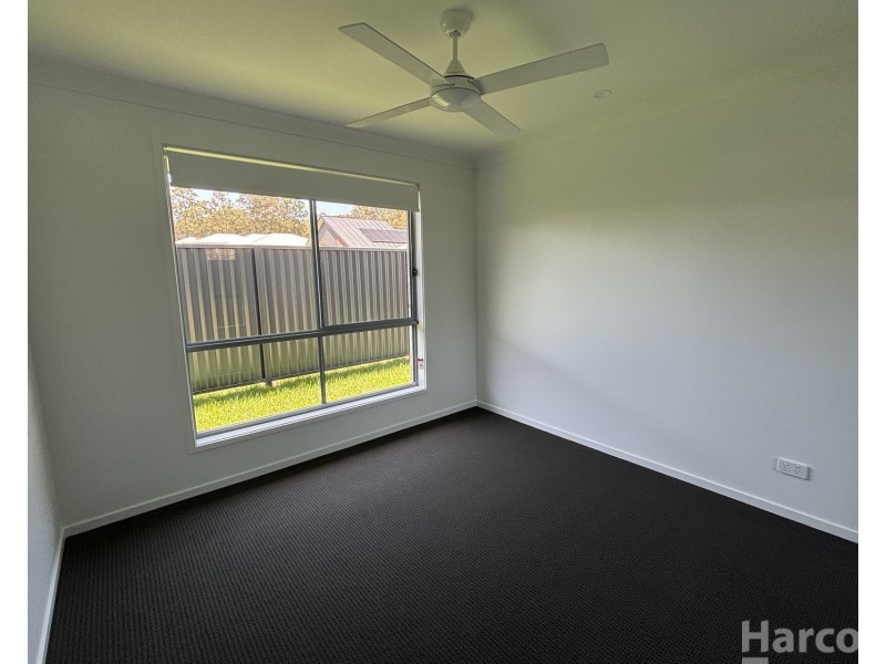 6 Wildwood Way, Thrumster NSW 2444