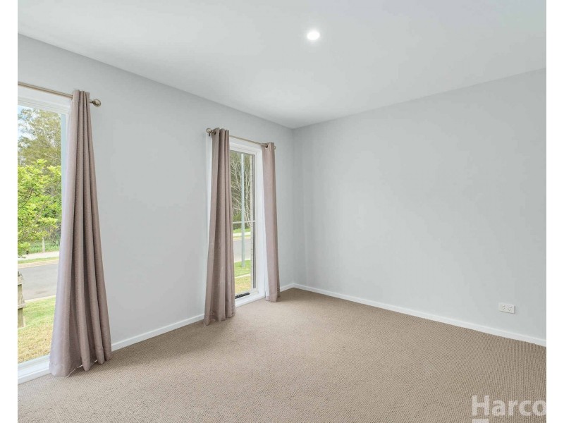 51 Seaside Drive, Lake Cathie NSW 2445
