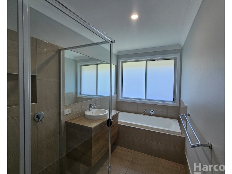 51 Seaside Drive, Lake Cathie NSW 2445