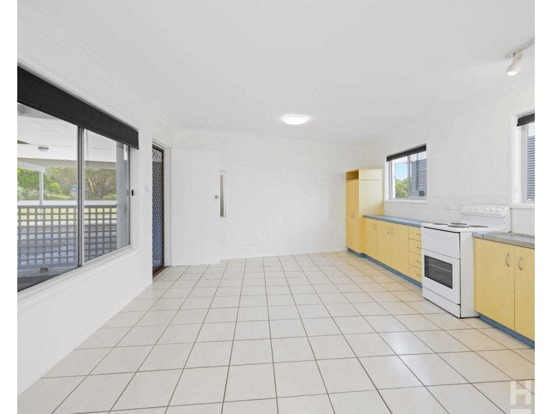 2/1713 Ocean Drive, Lake Cathie NSW 2445