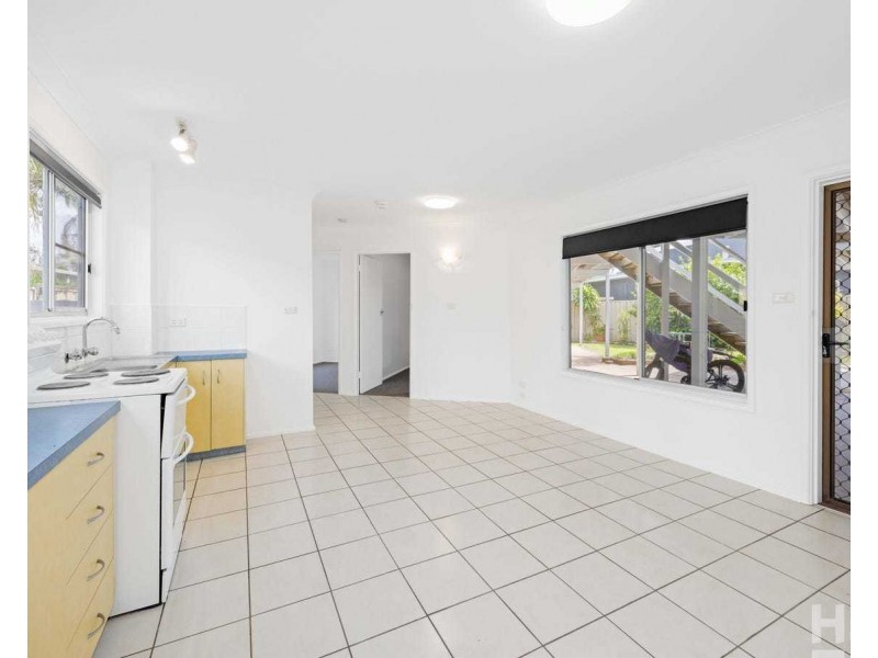 2/1713 Ocean Drive, Lake Cathie NSW 2445