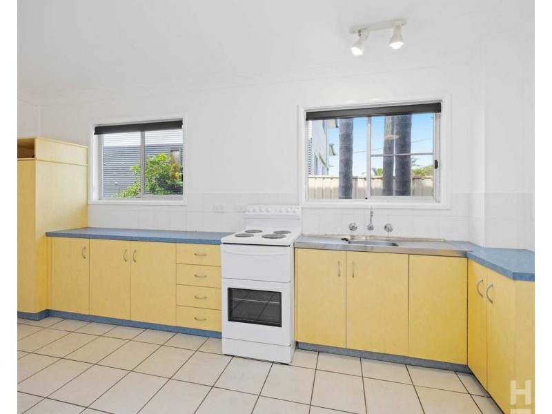 2/1713 Ocean Drive, Lake Cathie NSW 2445