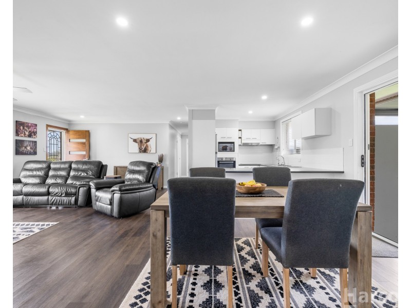 24 Wayfield Way, Port Macquarie NSW 2444