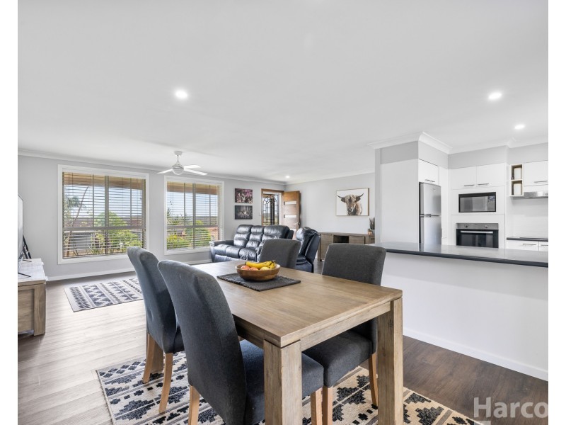 24 Wayfield Way, Port Macquarie NSW 2444