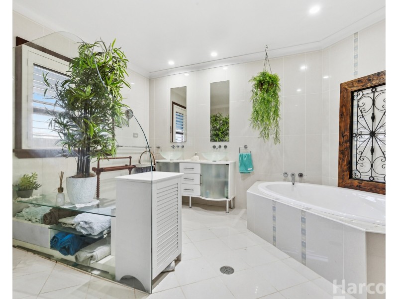 32 Stewart Place, Euroka NSW 2440