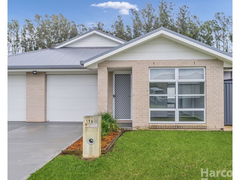 19B Antigua Avenue, Lake Cathie NSW 2445