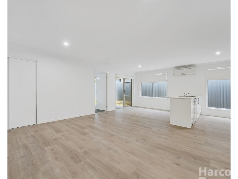 19B Antigua Avenue, Lake Cathie NSW 2445