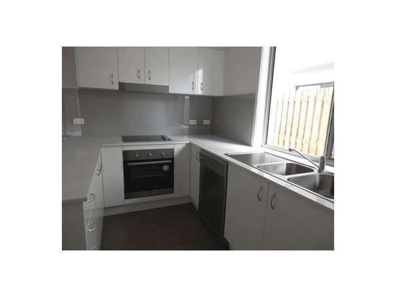 22/1 La Savina Drive, Coombabah QLD 4216