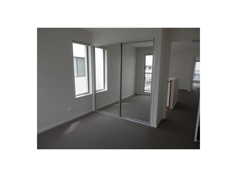 22/1 La Savina Drive, Coombabah QLD 4216