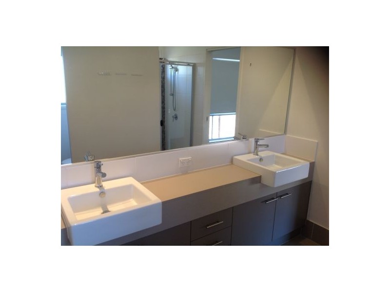 22 Bottletree Court, Coomera QLD 4209