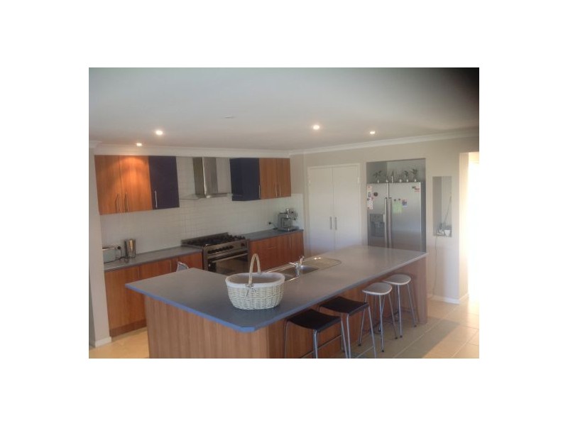 16 Ragamuffin Drive West, Coomera Waters QLD 4209