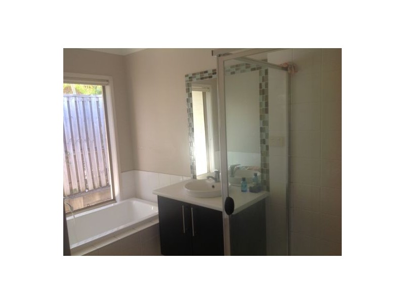 16 Ragamuffin Drive West, Coomera Waters QLD 4209