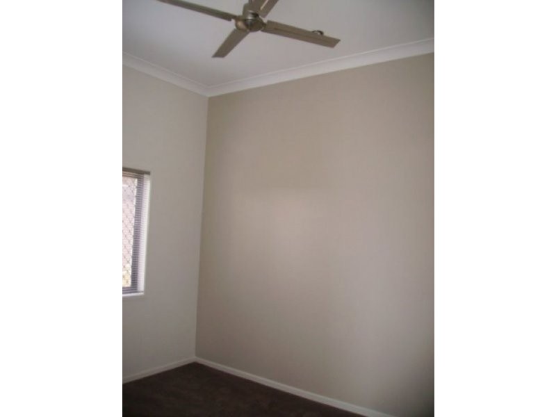 40 Summit Drive, Springfield Lakes QLD 4300