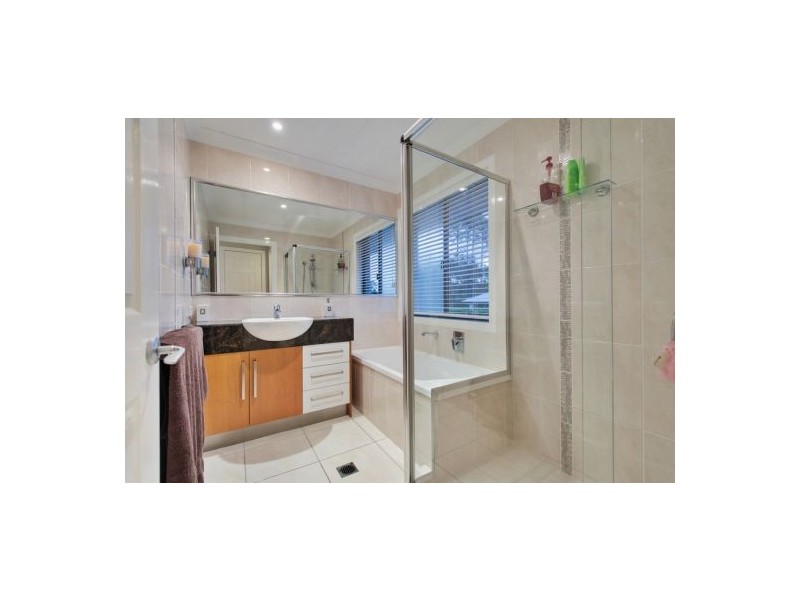 4 Drumbeat Place, Coomera Waters QLD 4209