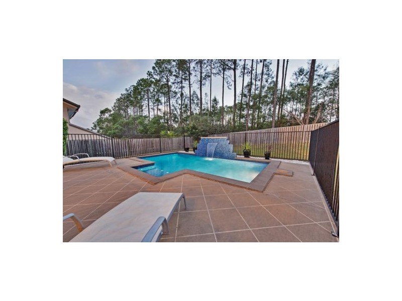 4 Drumbeat Place, Coomera Waters QLD 4209