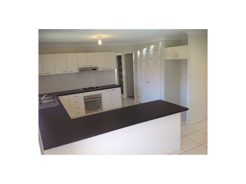 23 Bedivere Drive, Ormeau QLD 4208