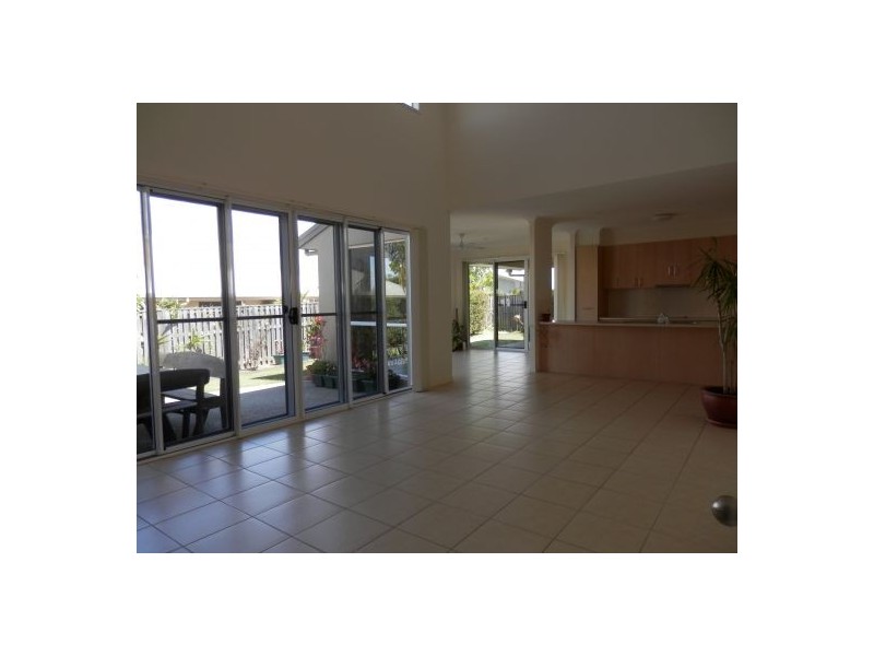 10 First Light Court, Coomera Waters QLD 4209
