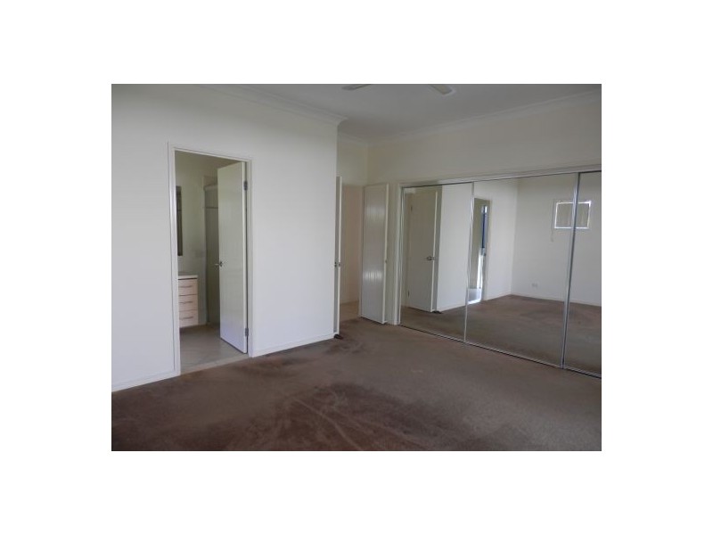 10 First Light Court, Coomera Waters QLD 4209