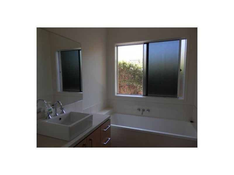 10 First Light Court, Coomera Waters QLD 4209
