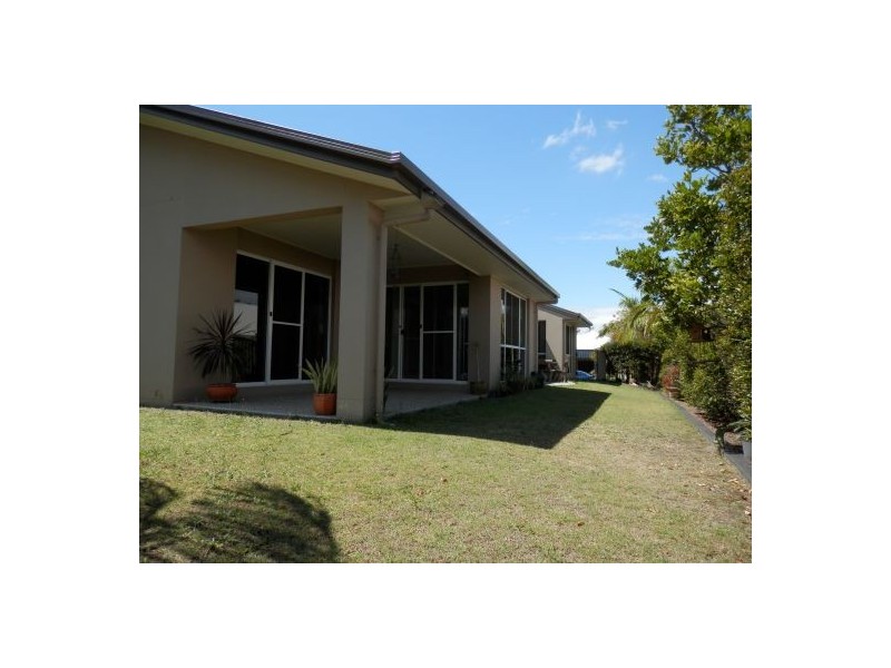 10 First Light Court, Coomera Waters QLD 4209