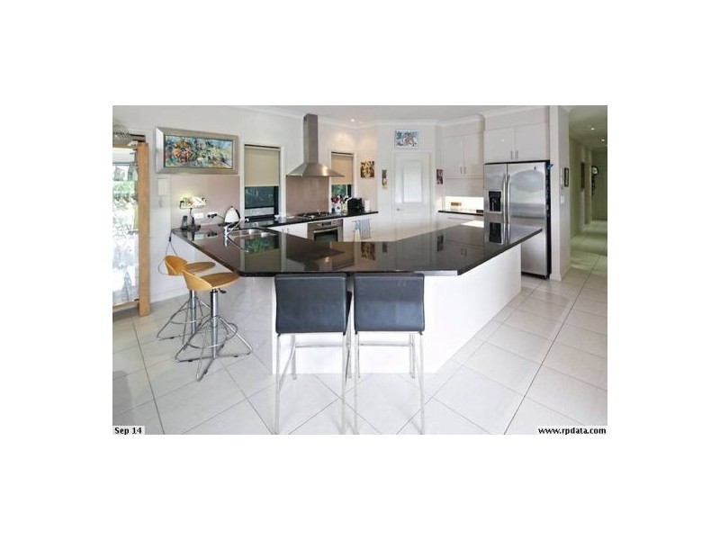 23 Brittany Drive, Oxenford QLD 4210