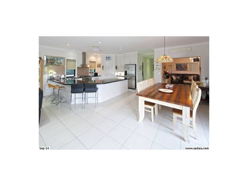 23 Brittany Drive, Oxenford QLD 4210