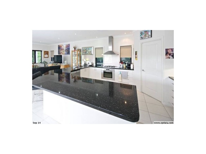 23 Brittany Drive, Oxenford QLD 4210