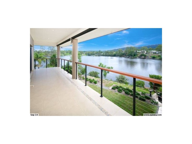 23 Brittany Drive, Oxenford QLD 4210